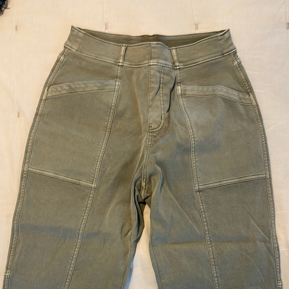 Stretch Twill Straight Leg Pant
Olive Oil / Regular / M